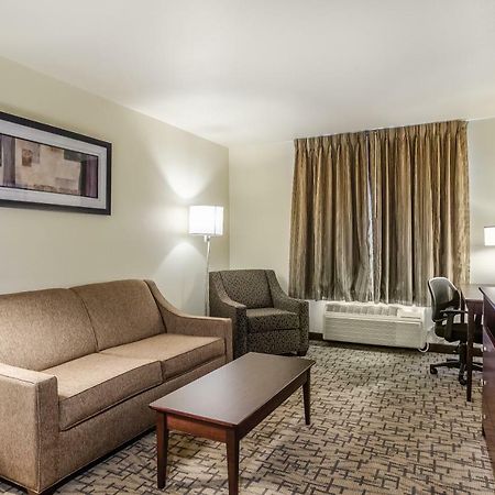 Cobblestone Inn & Suites - Bridgeport Экстерьер фото