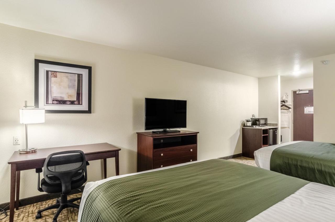 Cobblestone Inn & Suites - Bridgeport Экстерьер фото