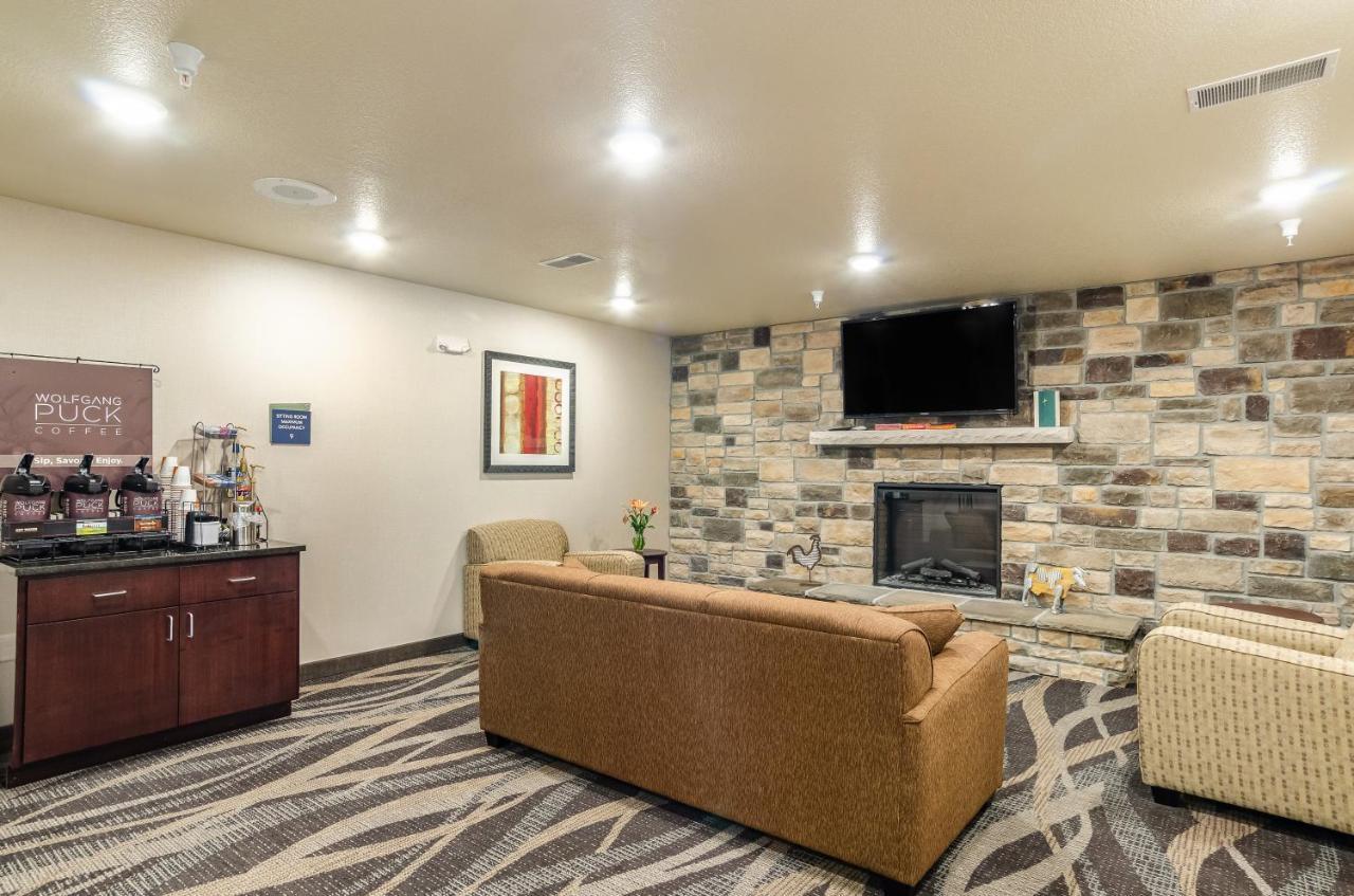 Cobblestone Inn & Suites - Bridgeport Экстерьер фото